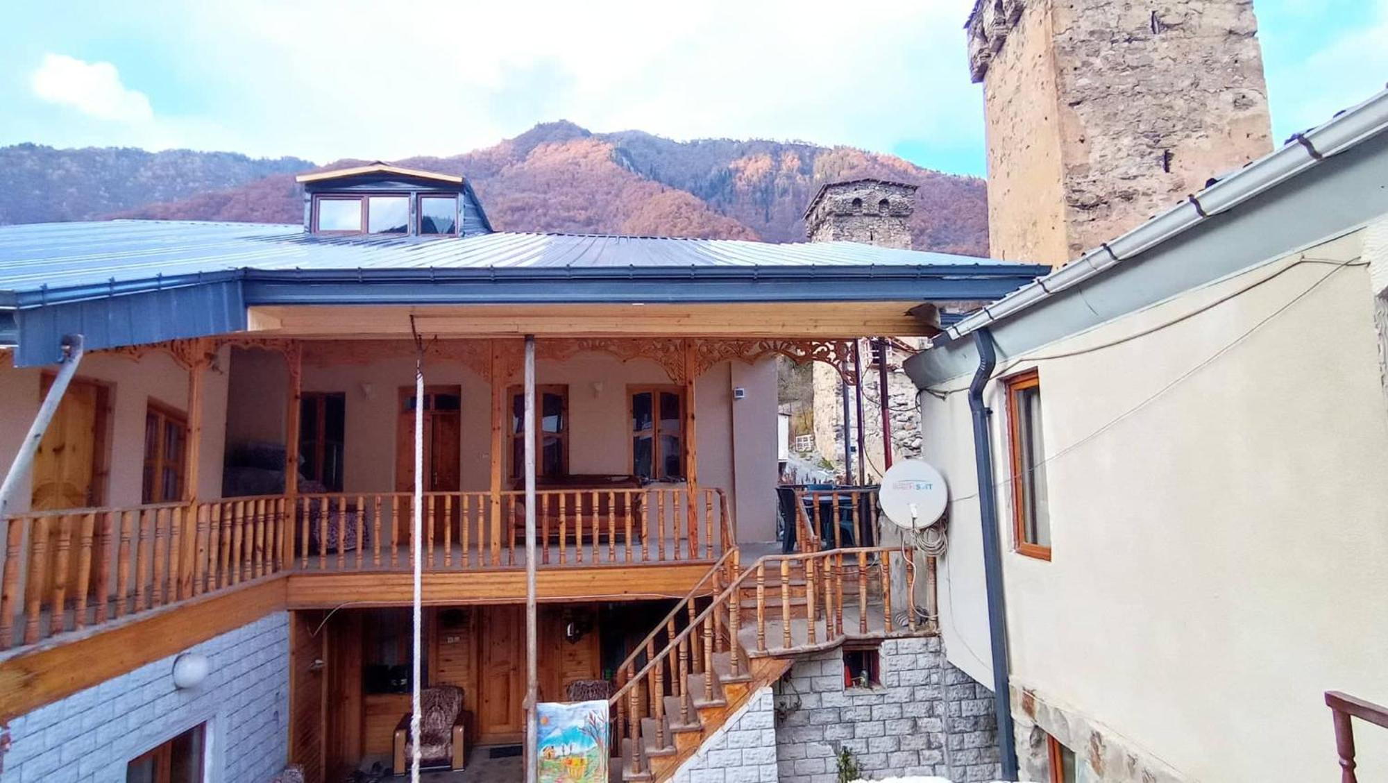 Sunny Mestia Exterior foto